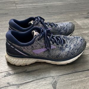 Brooks Ghost 11 Running Shoes